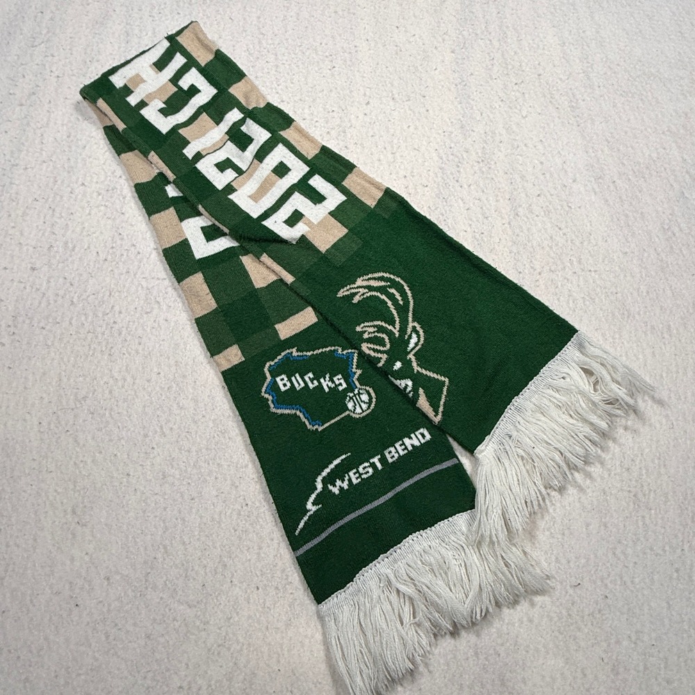 Milwaukee Bucks In 6 Knit Scarf Green Cream Checkerboard NBA Basketball Fan Gear